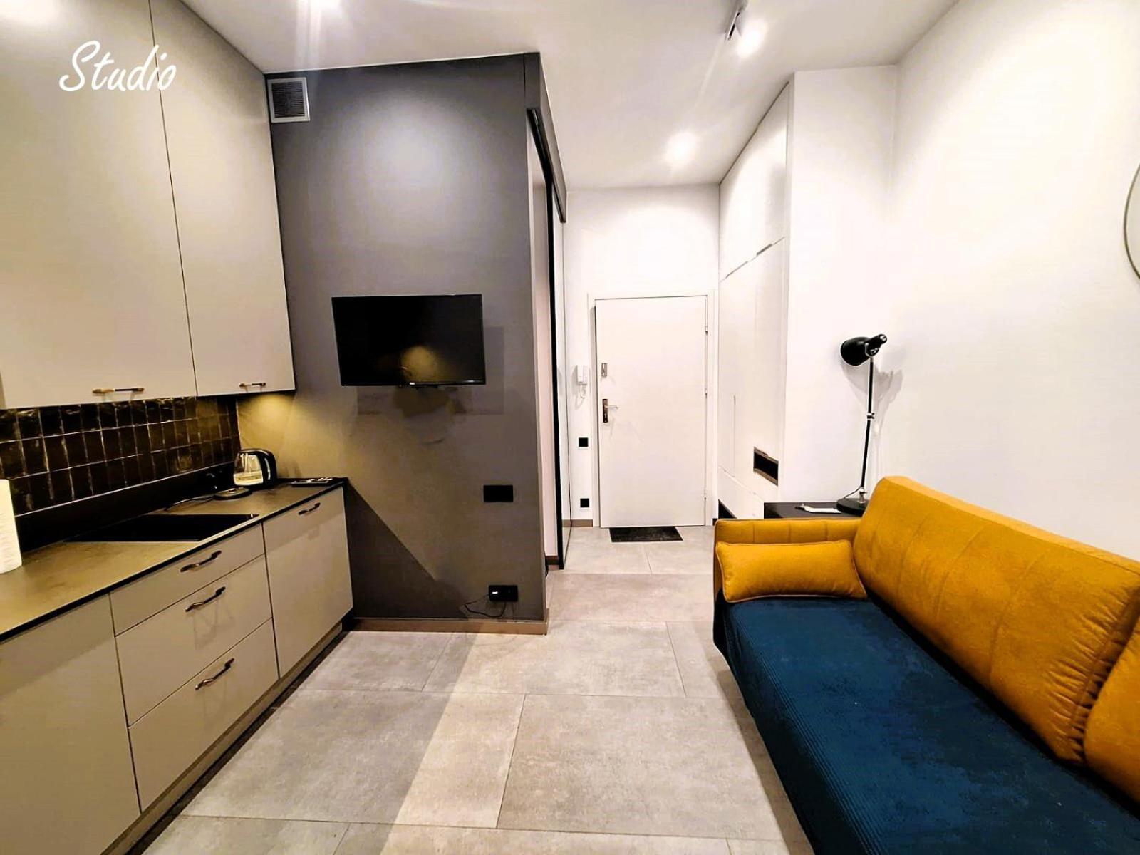 Gold City Point Piotrkowska 37 Lodz  Ngoại thất bức ảnh