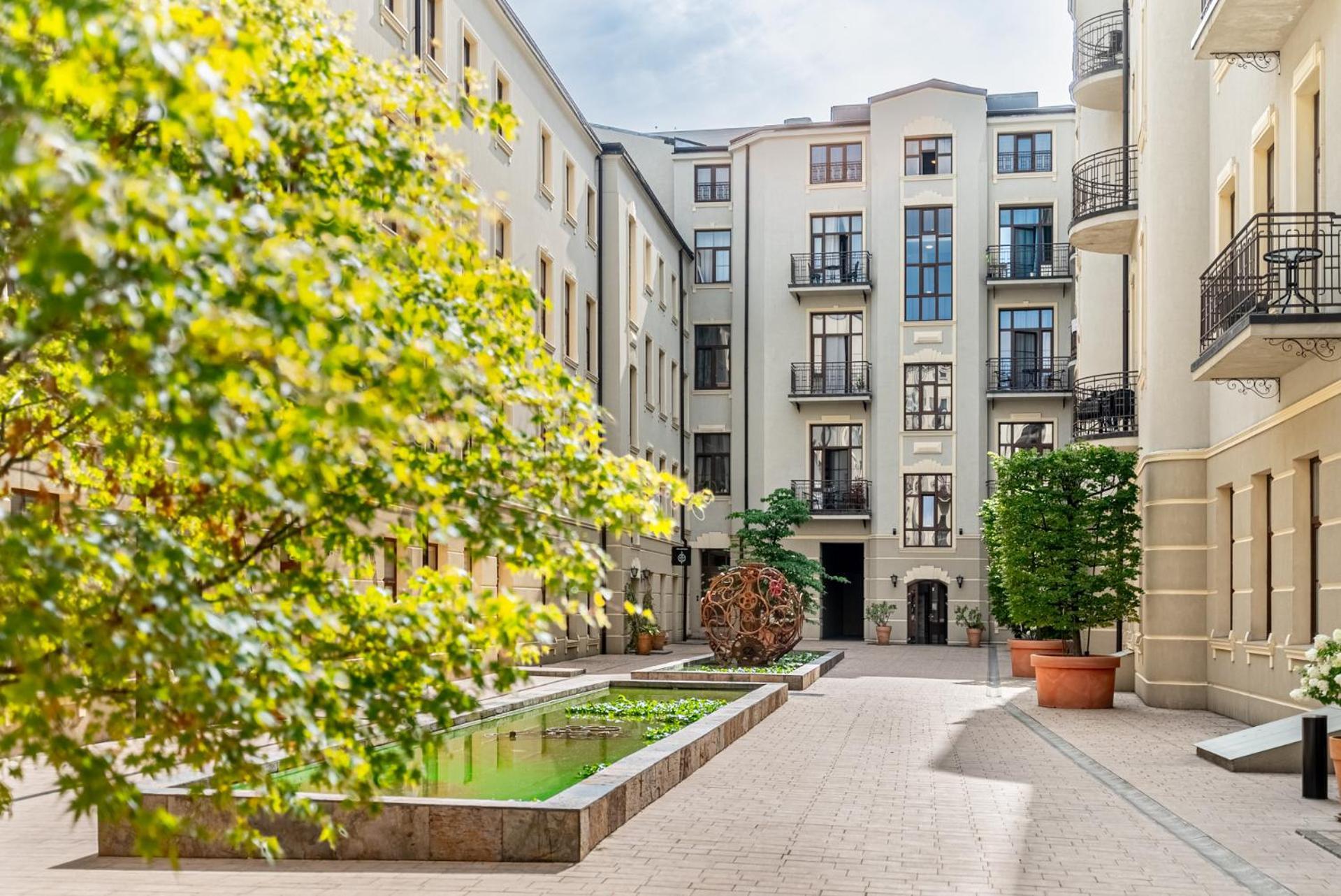 Gold City Point Piotrkowska 37 Lodz  Ngoại thất bức ảnh
